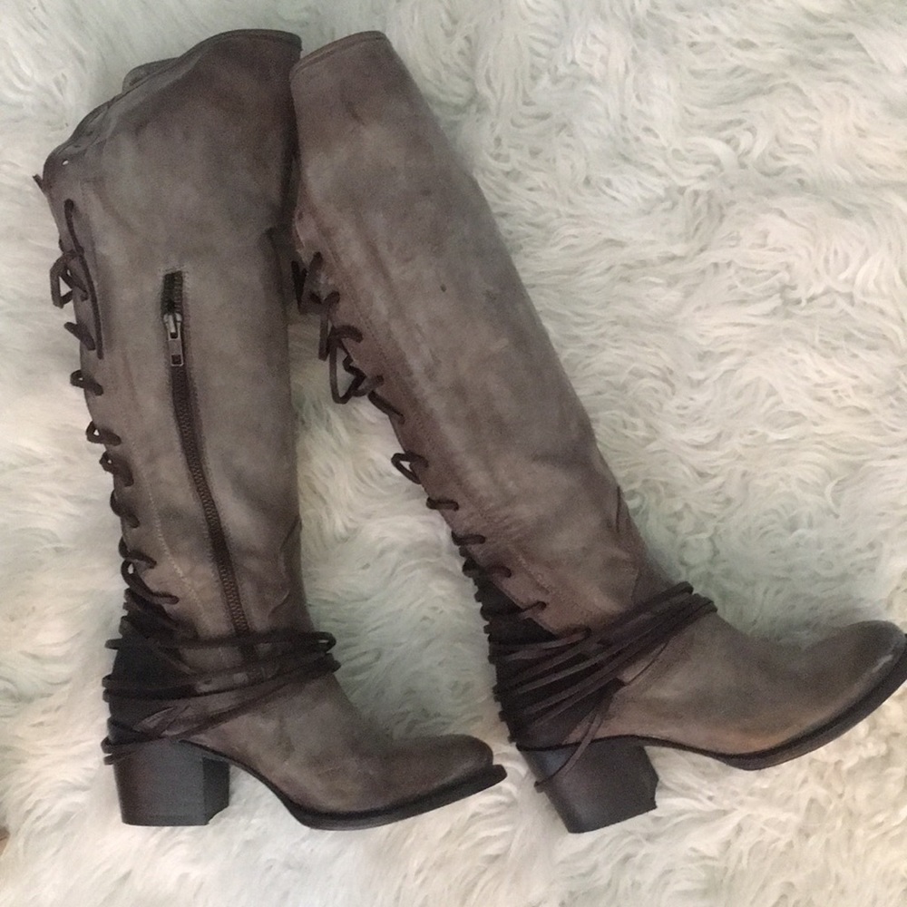 Riding leather boots